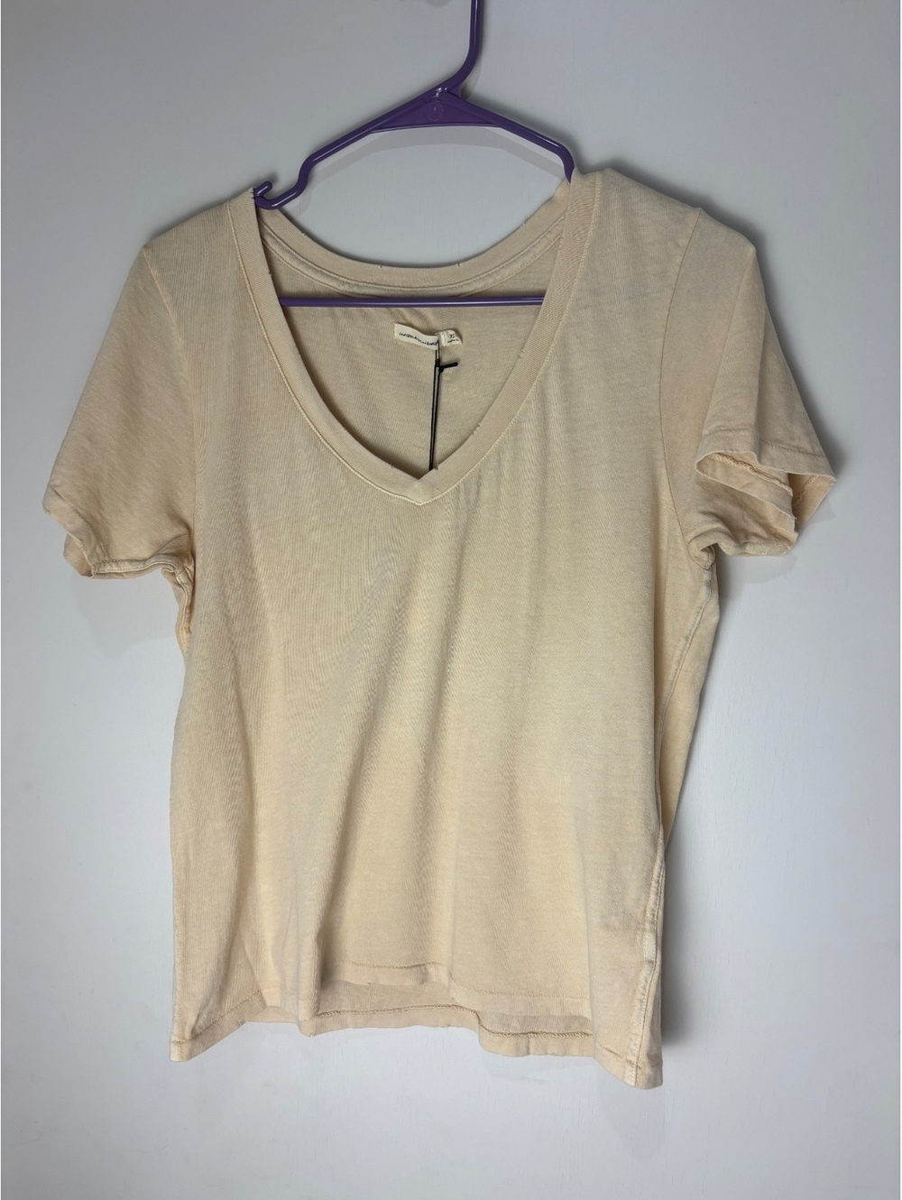 Unsubscribed Women XS Classic V Neck T Shirt Light Tan Distressed NWT